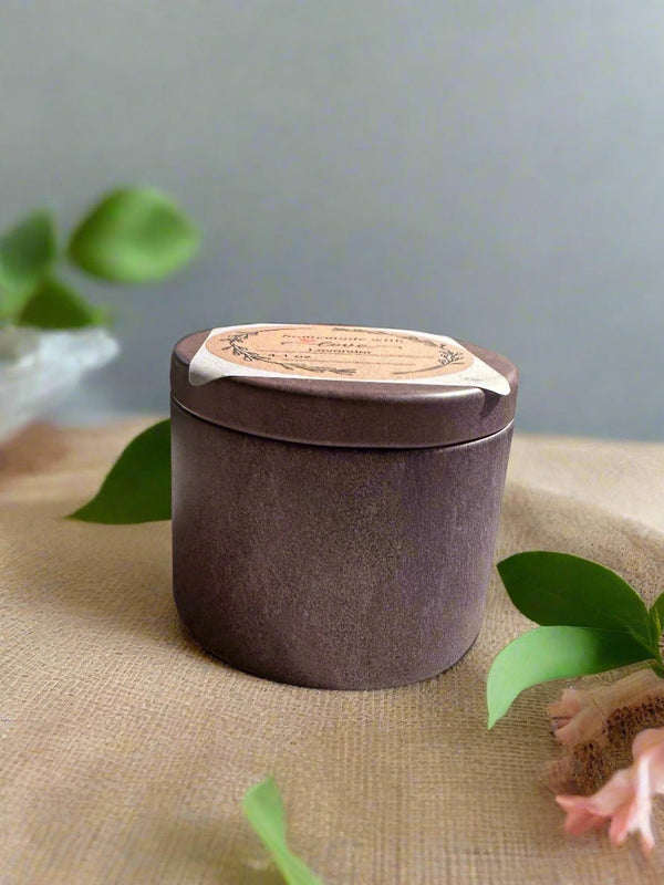 4 oz Wick Vintage Tin with Lid - Summer Tea - No Place Like Home Scents