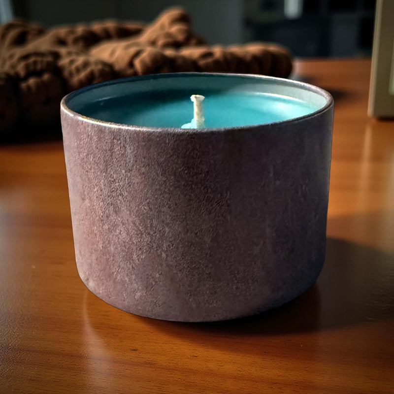 3oz Wick Vintage Tin With Lid Eucalyptus Scented Candle